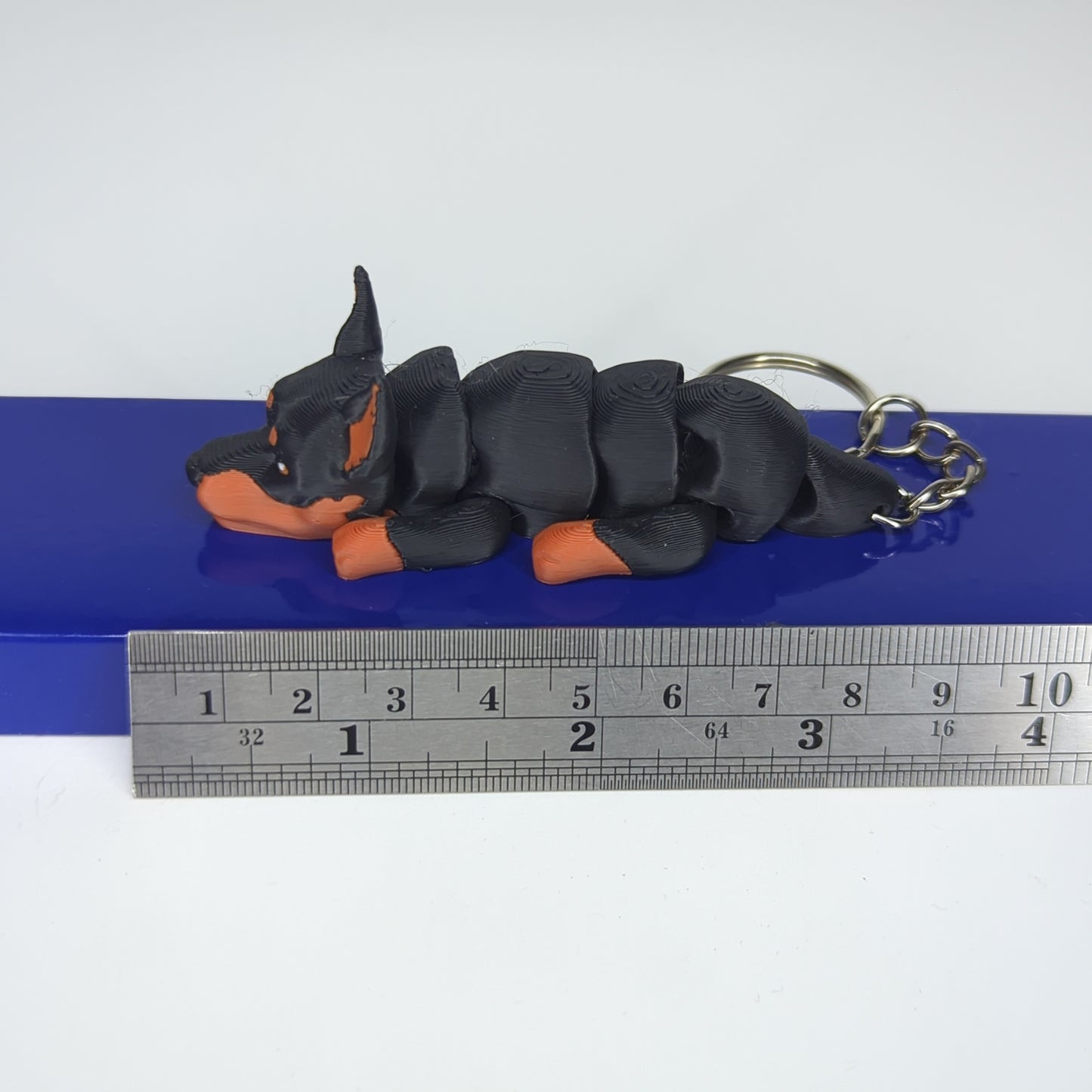Doberman flexi keychain