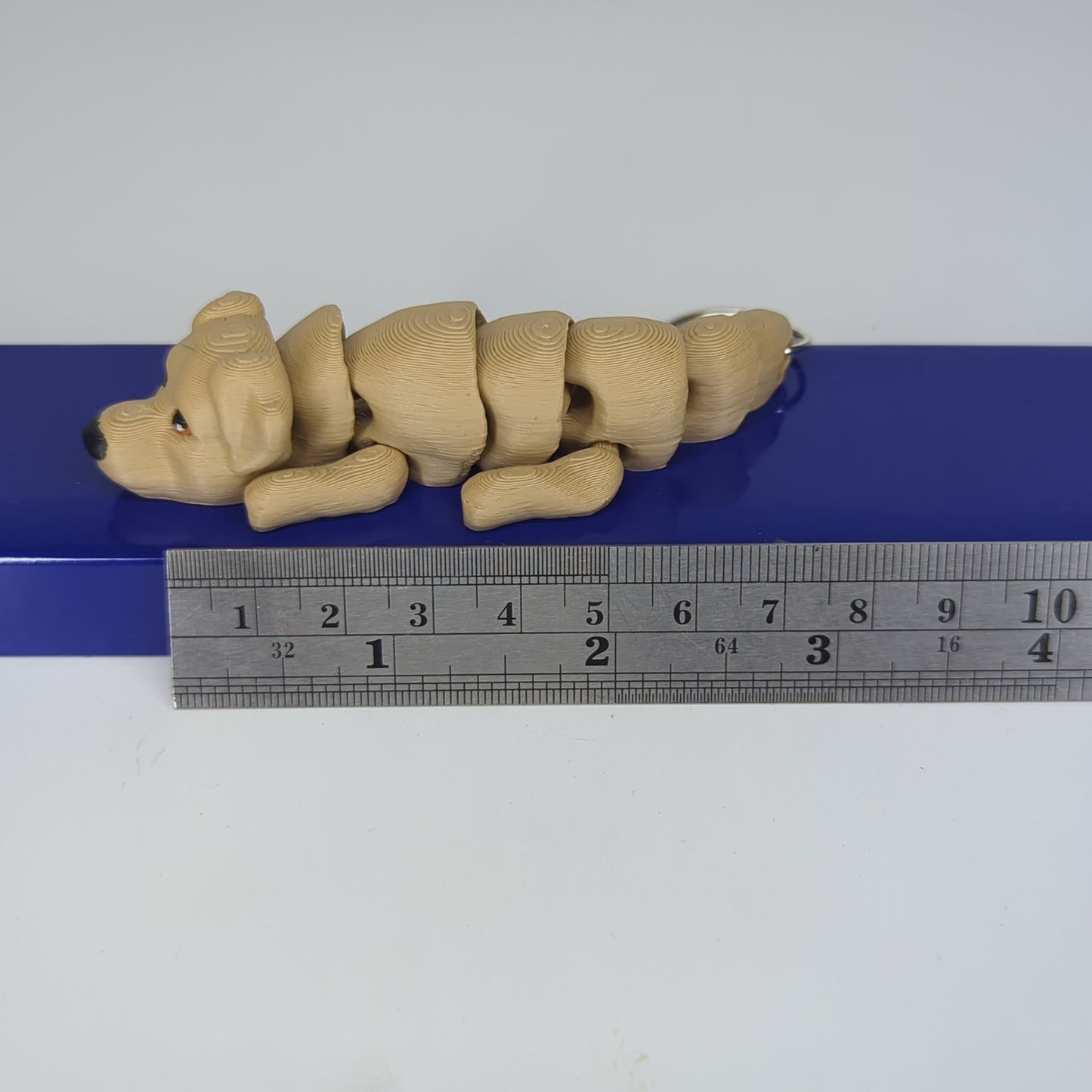 Golden lab flexi keychain