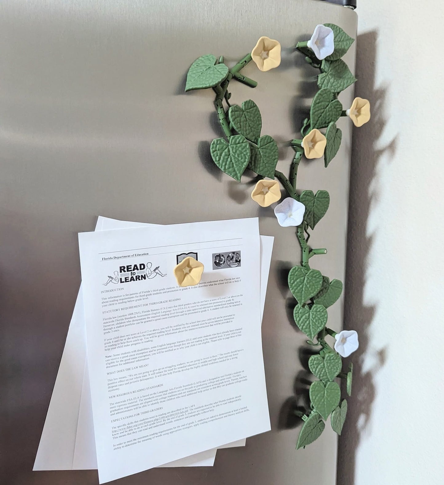 Vining Flower Magnet