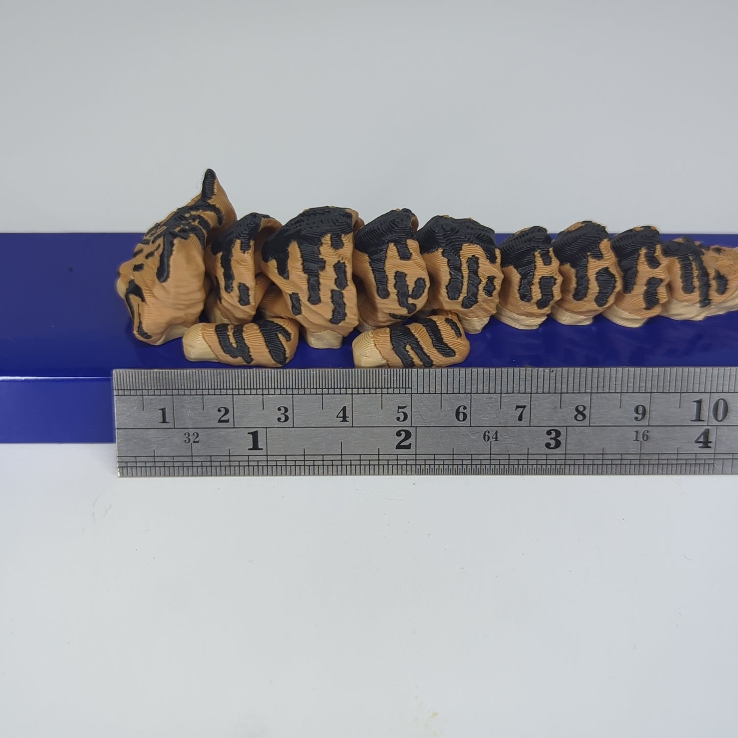 Maine Coon Brown flexi keychain