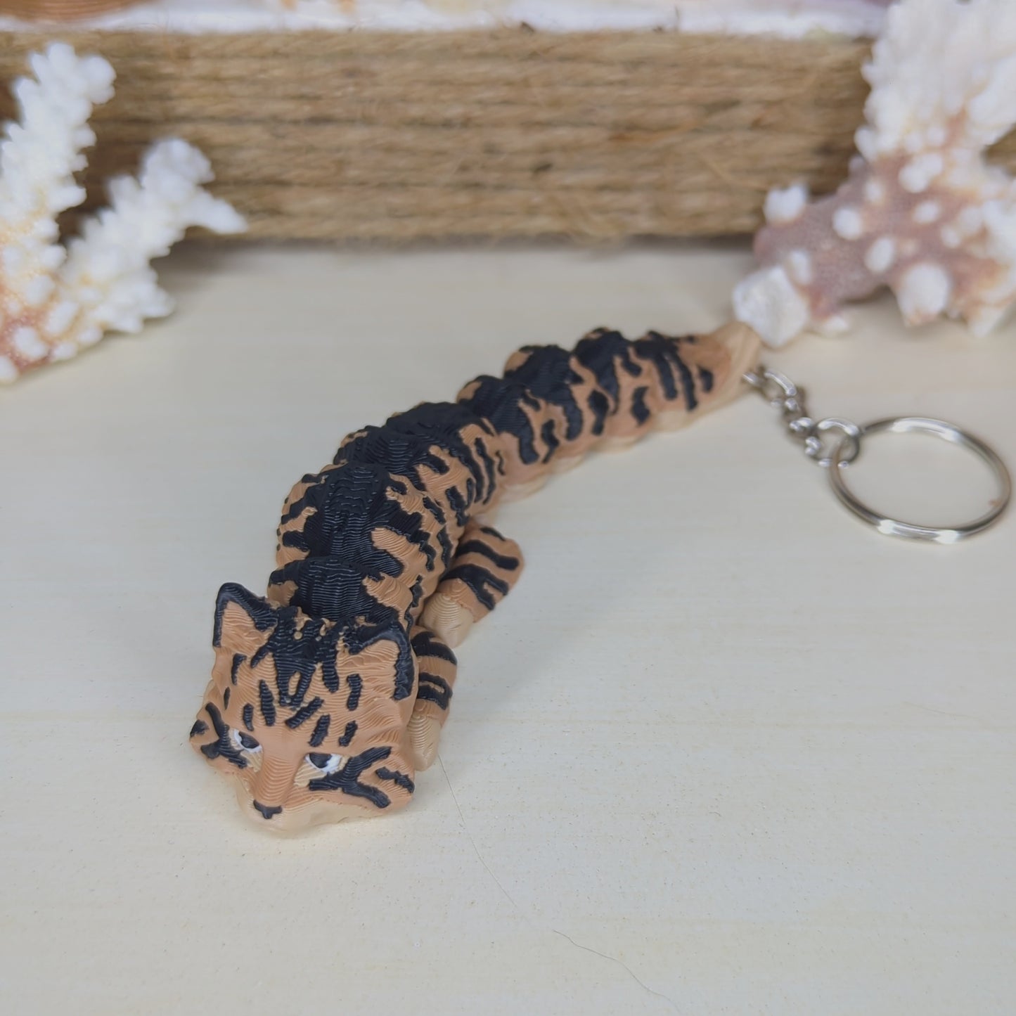 Maine Coon Brown flexi keychain