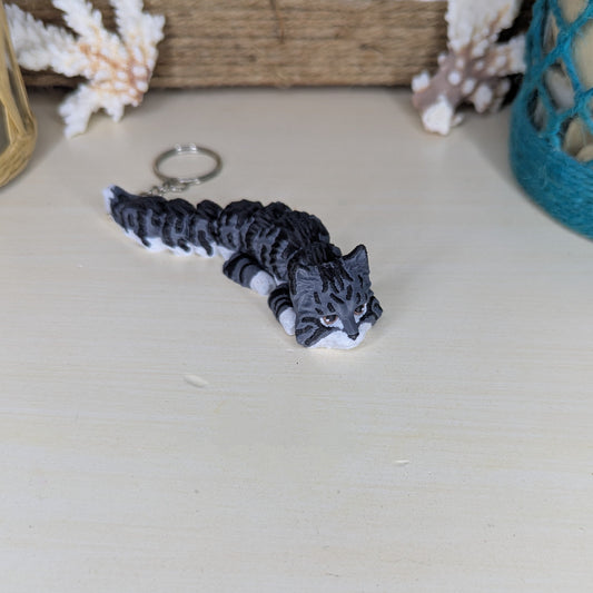 Maine Coon Gray flexi keychain