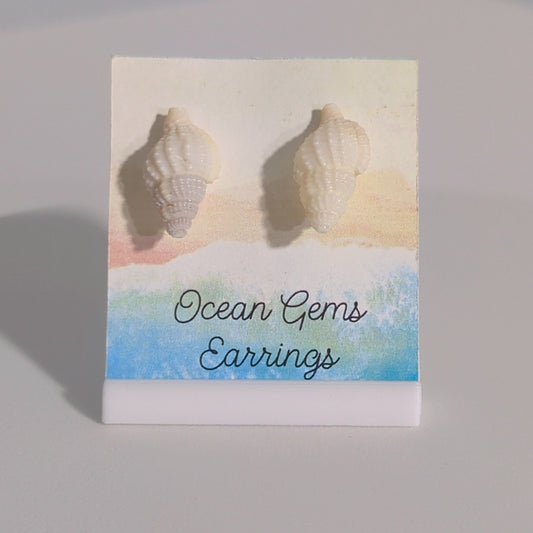 Demosia Seashell Earrings